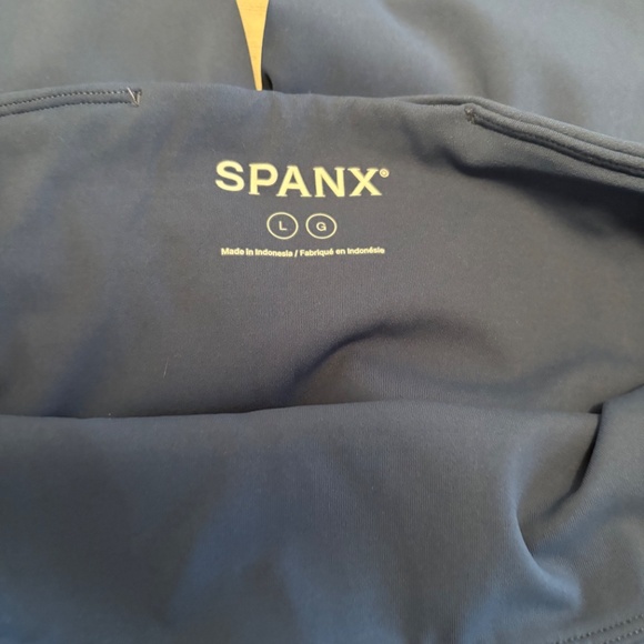 SPANX, Booty Boost full length inseam, size L, Faded Indigo - Picture 2 of 2